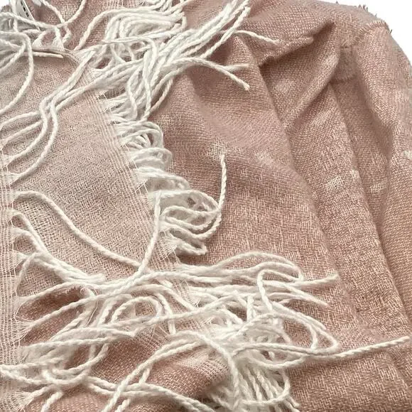Gentle Fawn Light Pink Soft Wrap Fringed Layering Blanket Scarf Size M/L NWT - Picture 4 of 8